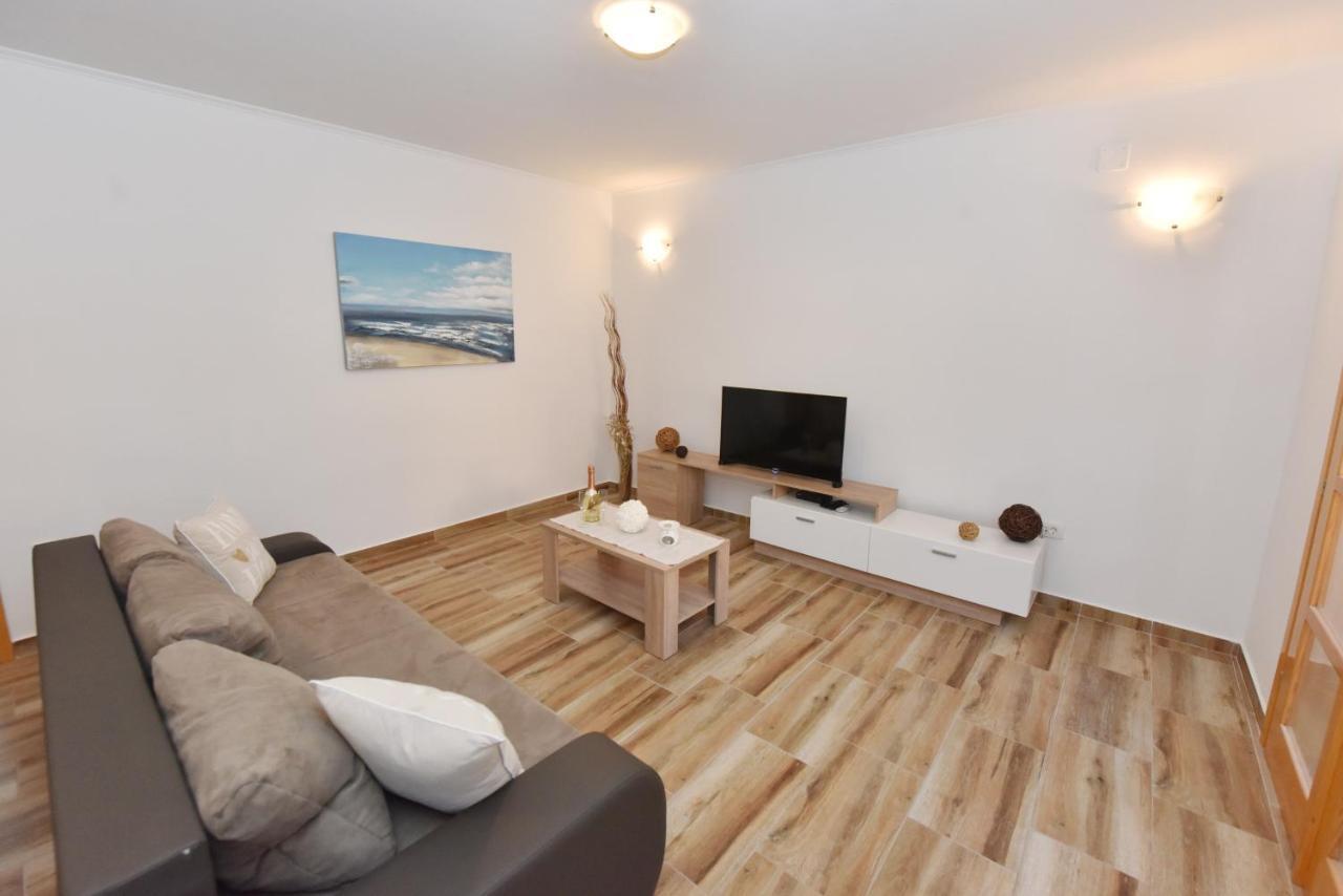 Appartement Lea à Šibenik Extérieur photo