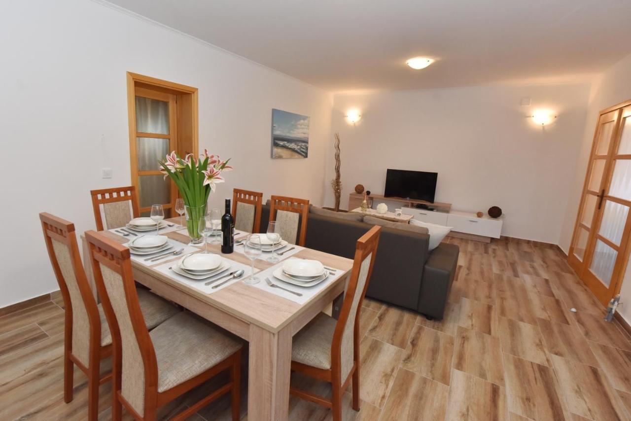 Appartement Lea à Šibenik Extérieur photo