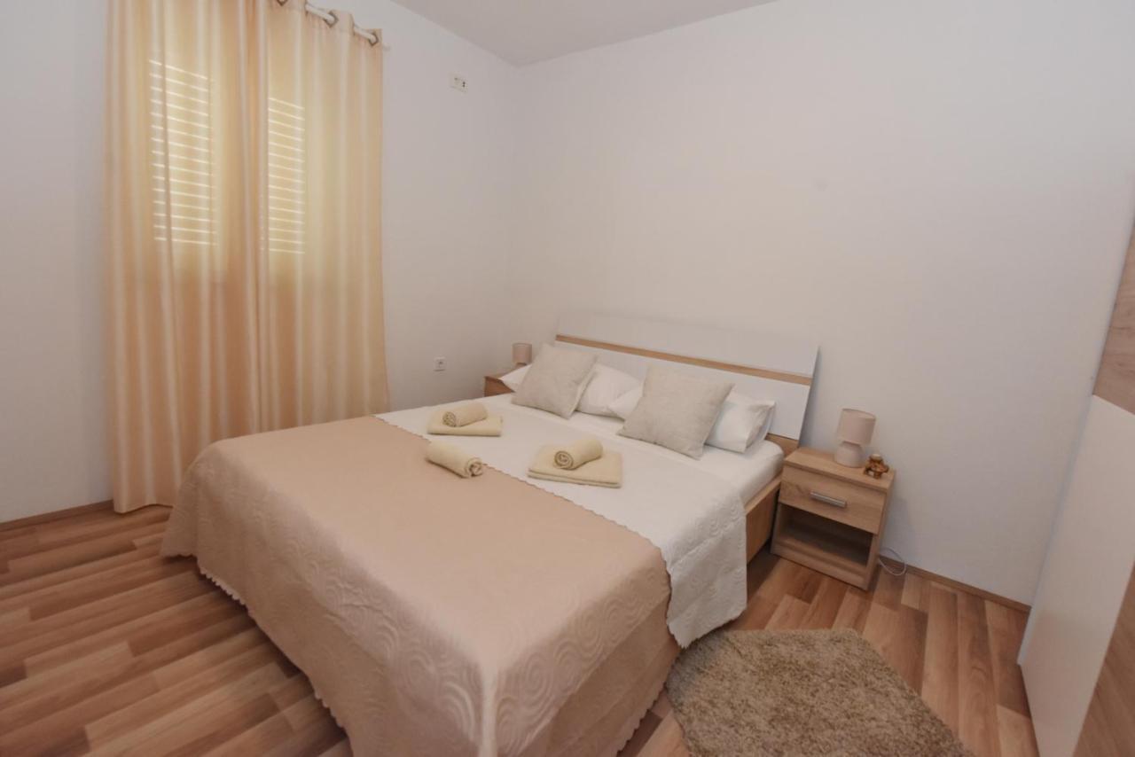 Appartement Lea à Šibenik Extérieur photo