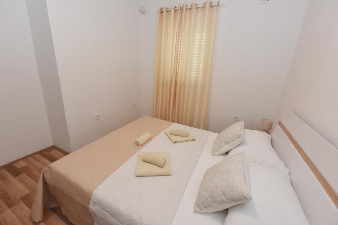 Appartement Lea à Šibenik Extérieur photo